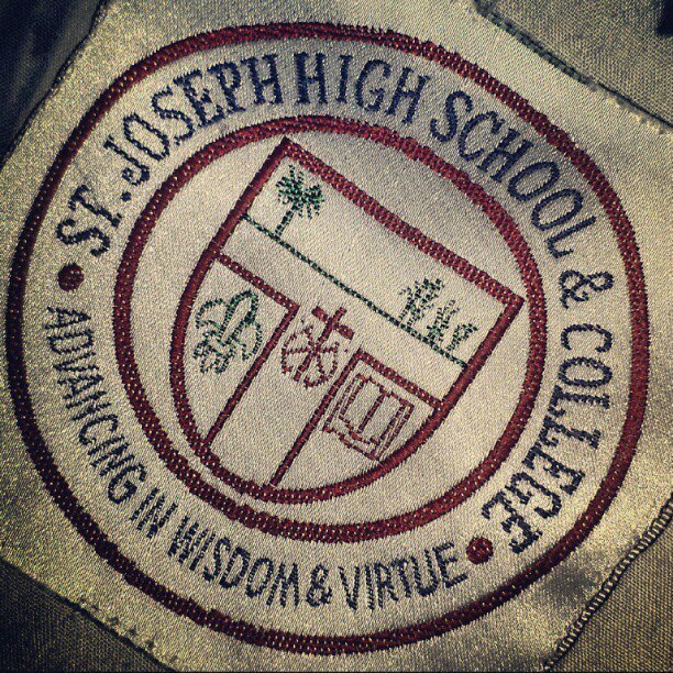 599099_10151397789177737_955548787_n